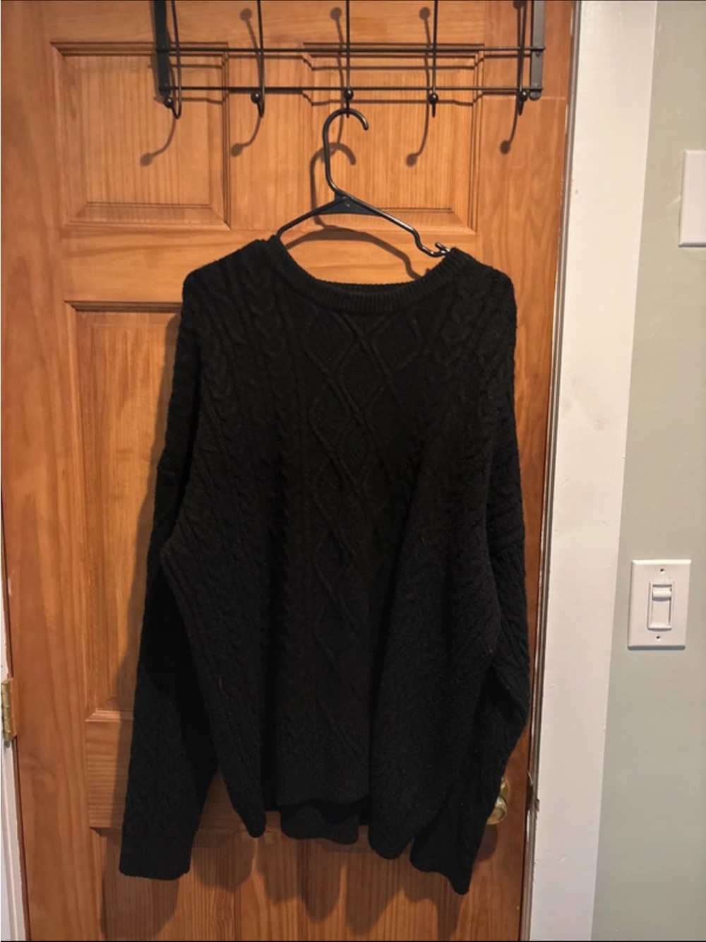 Aelfric Eden Black Thick Sweater